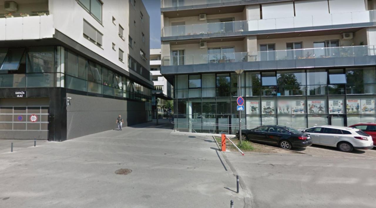 נובי סאד Spacious Studio Park City מראה חיצוני תמונה